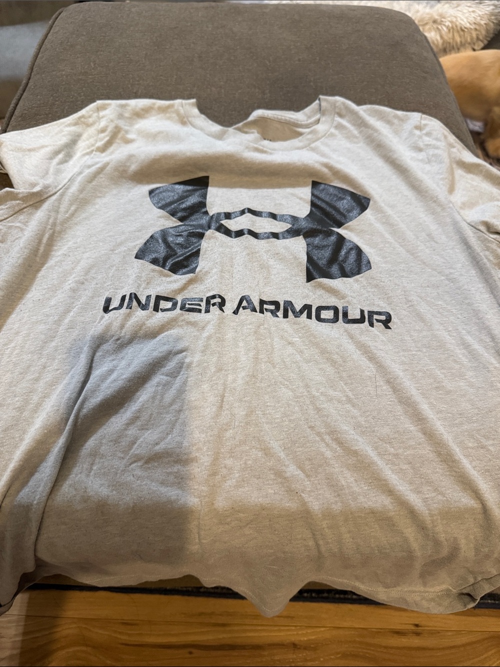 Women’s under Armour T-shirt